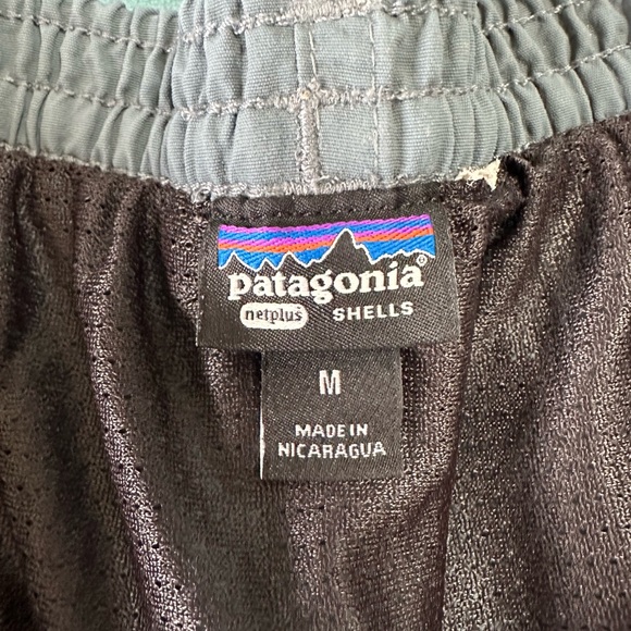 Patagonia Men’s Baggies 5”, Size M, Plume Grey - Picture 2 of 2